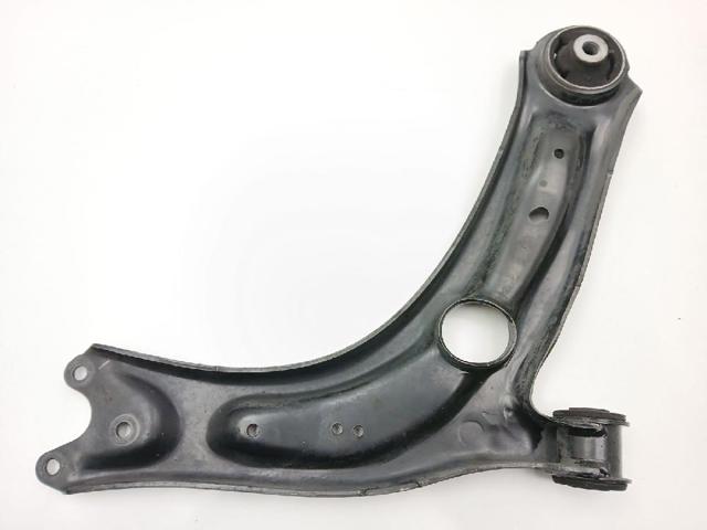 3Q0407151E VAG Brazo inferior izquierdo de la suspensión delantera  disponible Vigo