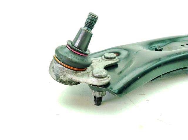 3Q0407151P Brazo inferior izquierdo de la suspensión delantera  comprar en Pontevedra