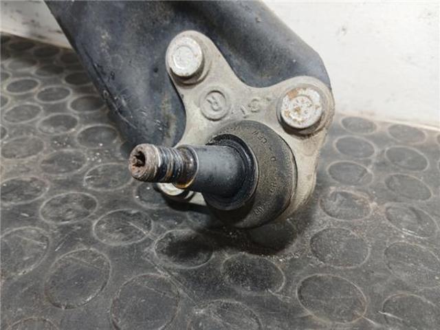 3Q0407152E VAG Brazo inferior derecho de la suspensión delantera comprar Alcalá