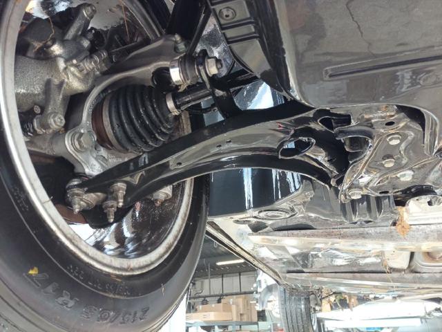 VAG 3Q0407152P Brazo inferior derecho de la suspensión delantera comprar Barcelona