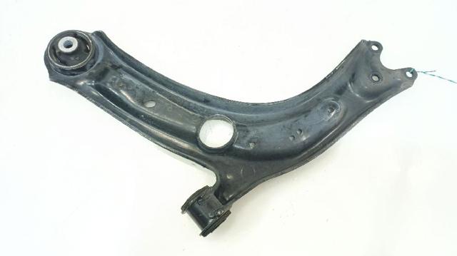 VAG 3Q0407152P Brazo inferior derecho de la suspensión delantera  comprar en Ponferrada