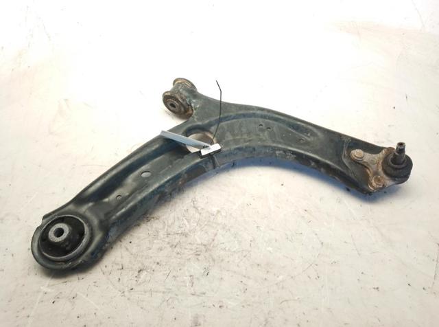 3Q0407152S Brazo inferior derecho de la suspensión delantera comprar Sevilla