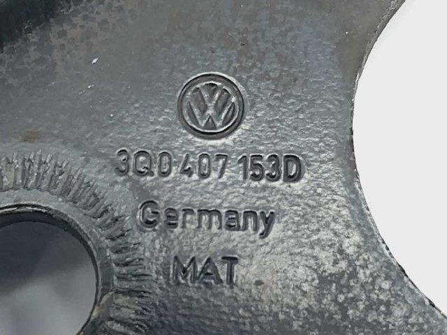 3Q0407153D VAG Brazo inferior izquierdo de la suspensión delantera  disponible Ourense