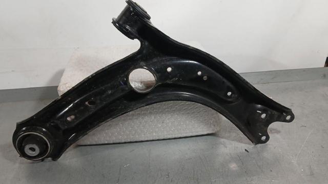 VAG 3Q0407153D Brazo inferior izquierdo de la suspensión delantera  disponible Valladolid