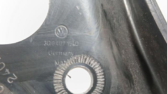 VAG 3Q0407154D Brazo inferior derecho de la suspensión delantera comprar Pamplona