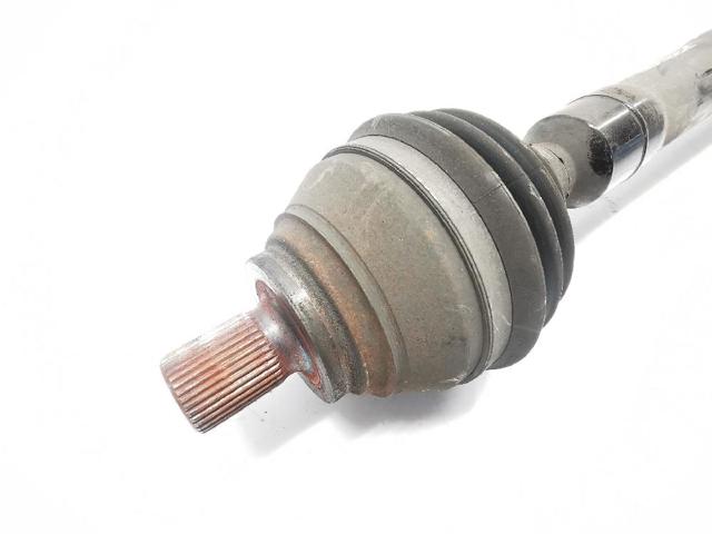 3Q0407272AB Semieje delantero derecho  disponible Utrera