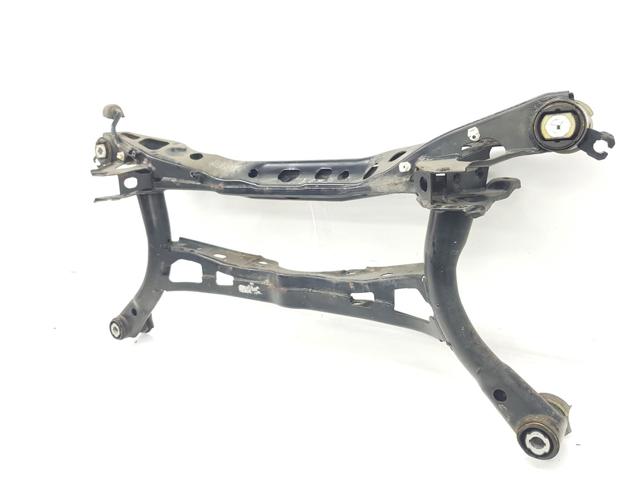 Subchasis trasero soporte motor Volkswagen Passat 3G2, CB2