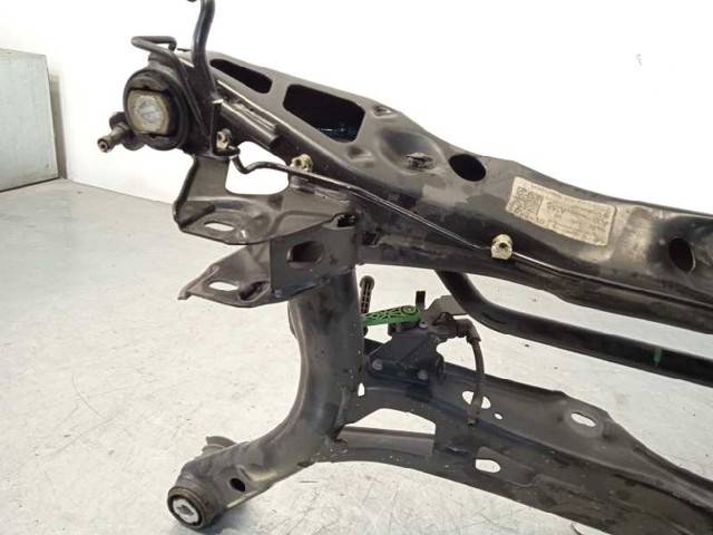 Subchasis trasero soporte motor Volkswagen Passat 3G2, CB2