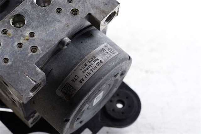 3Q0614517AA Módulo hidráulico de ABS  disponible Burgos