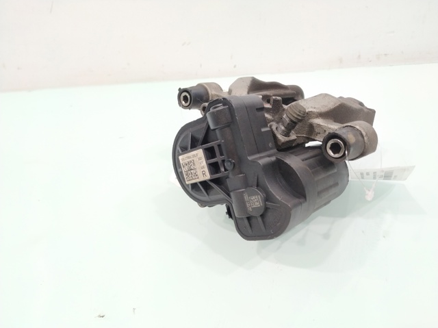3Q0615406 Pinza de freno trasera derecha  en stock Granada
