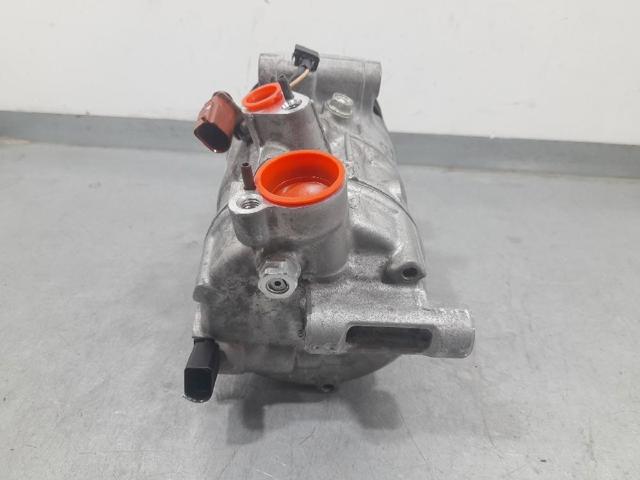 3Q0816803E VAG Compresor de aire acondicionado  en stock Córdoba