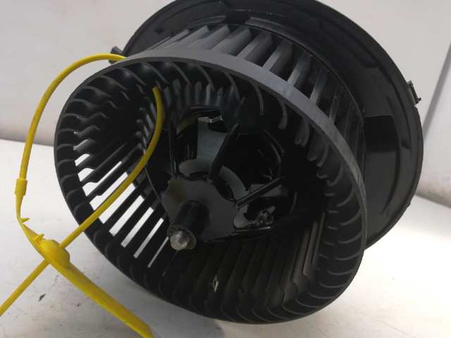 3Q0907521A Resistencia de calefacción  en stock Sabadell