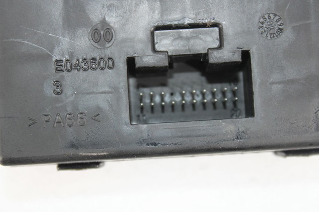 VAG 3Q0907530L Módulo de interfaz de diagnóstico  en stock Valencia
