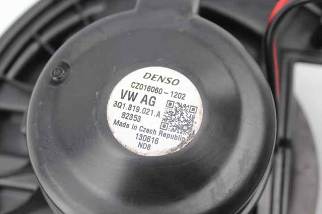 VAG 3Q1819021A Motor del ventilador del calefactor  comprar en Albacete