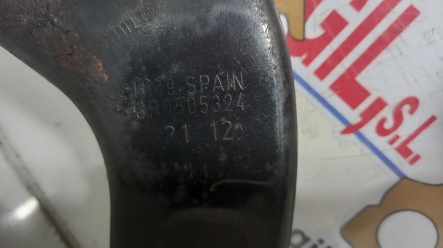 3R0505324 Brazo superior derecho de la suspensión trasera  comprar en Zaragoza