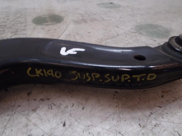 3R0505324 Brazo superior derecho de la suspensión trasera  comprar en Zaragoza