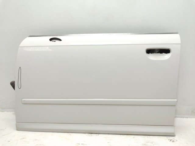 Puerta delantera izquierda 3R0831051 VAG