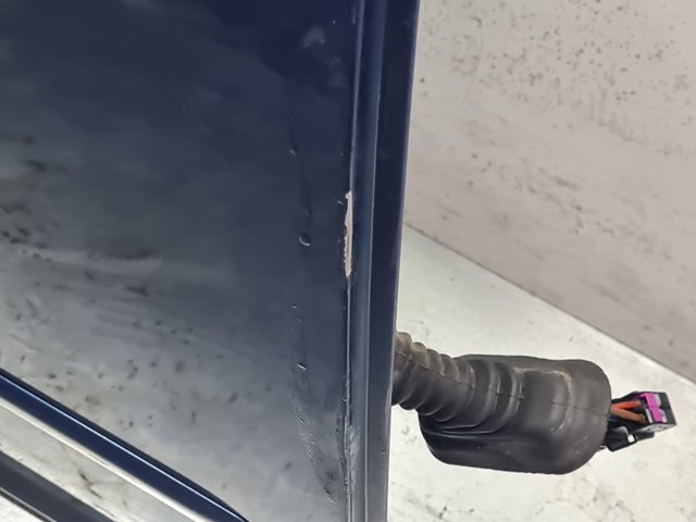 VAG 3R0831052 Puerta delantera derecha comprar Barcelona