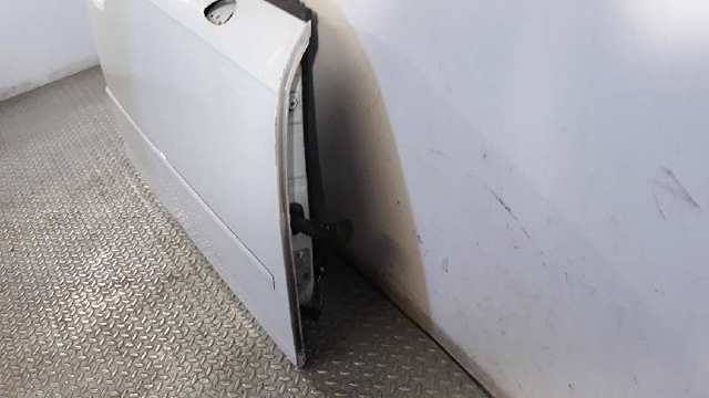 3R0831052 VAG Puerta delantera derecha  comprar en Oviedo