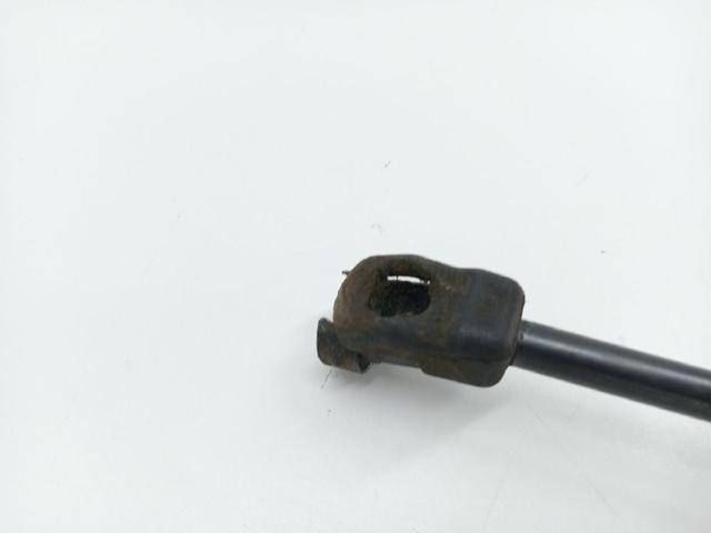 3T082335901S VAG Amortiguador de capó comprar Alcalá