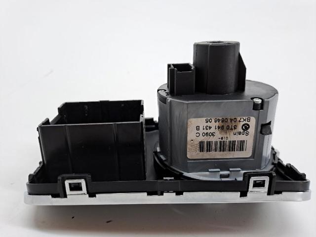 3T0941431B Interruptor de luces en el tablero  disponible Utrera