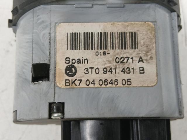 VAG 3T0941431B Interruptor de luces en el tablero comprar Barcelona
