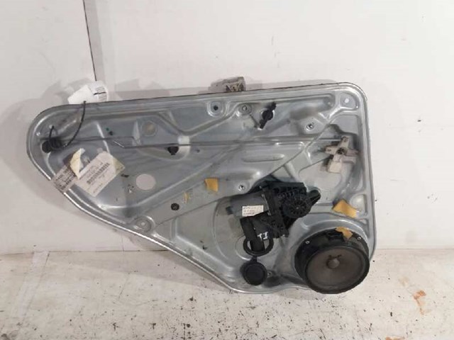 Motor eléctrico, elevalunas, puerta trasera izquierda 3U0959811 VAG/Skoda