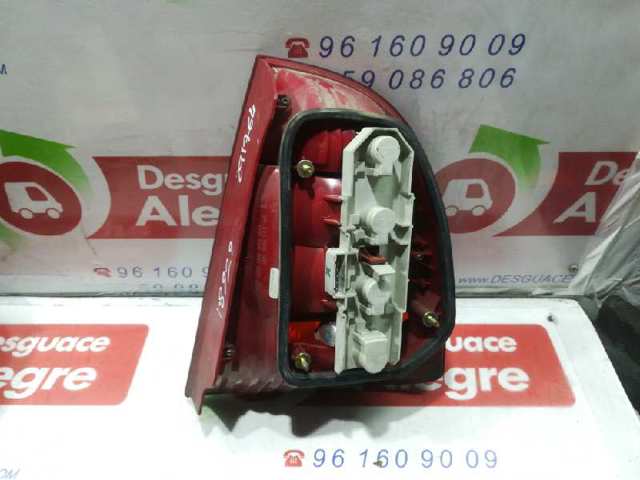 3U5945111 Piloto trasero izquierdo  disponible Utrera