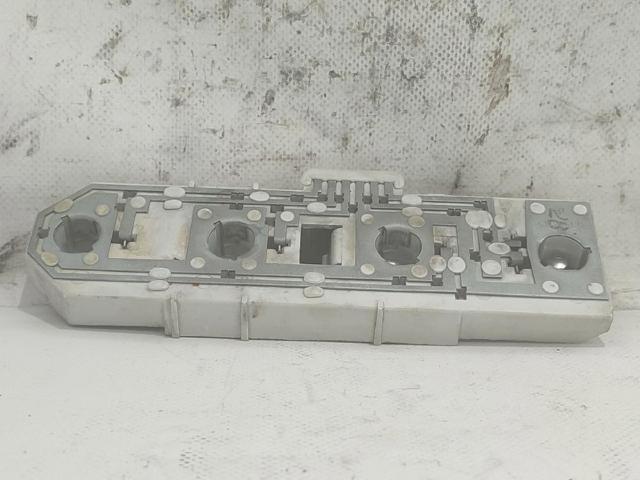 3U5945257 Piloto trasero izquierdo  en stock Granada
