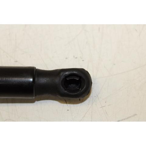 3V0823359A VAG Amortiguador de capó comprar Alcalá