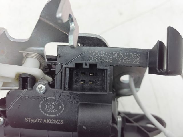 3V0827505C VAG Cerradura de tapa de maletero  disponible Alicante