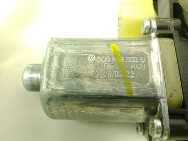 VAG 3V0837462A Mecanismo de elevalunas de la puerta delantera derecha  disponible Lugo
