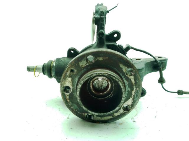 RENAULT 400148957R Mangueta delantera derecha  en stock Terrassa