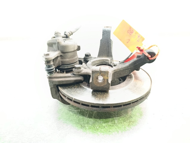 NISSAN 40014AX600 Mangueta delantera derecha  disponible Valladolid