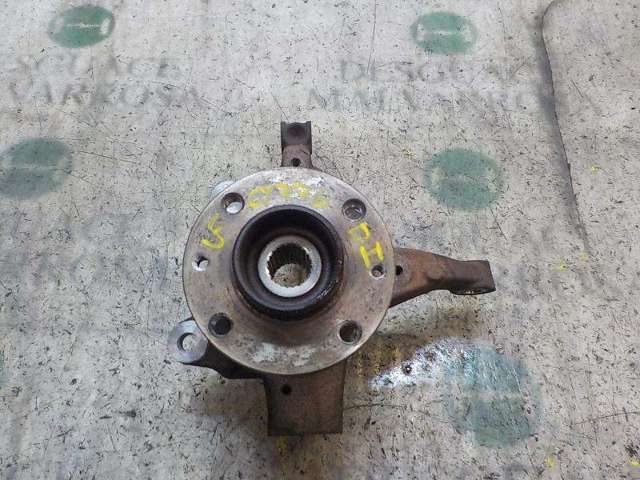Mangueta delantera izquierda 400151018R RENAULT