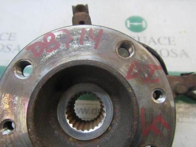 Mangueta delantera izquierda 400151018R RENAULT
