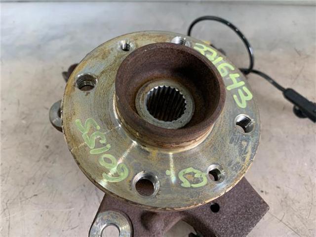 400158414R Mangueta delantera izquierda  disponible Utrera