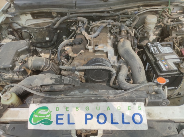 Brazo superior derecho de la suspensión delantera 4010A014 MITSUBISHI