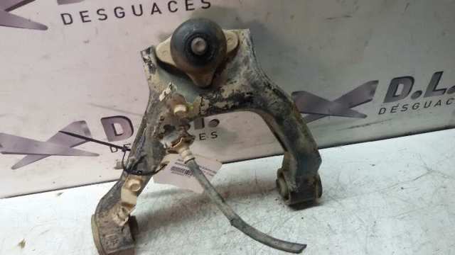 4010A139 Brazo superior izquierdo de la suspensión delantera comprar Girona