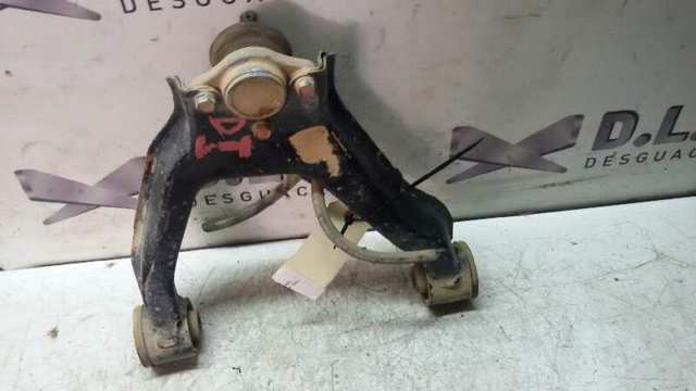 4010A139 Brazo superior izquierdo de la suspensión delantera comprar Sevilla