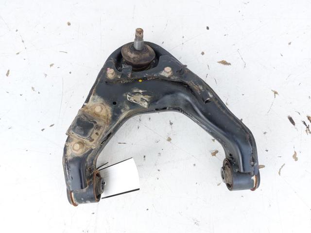 MITSUBISHI 4010A148 Brazo superior derecho de la suspensión delantera  en stock Terrassa