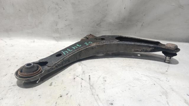 4013A427 MITSUBISHI Brazo inferior izquierdo de la suspensión delantera  comprar en Jaén