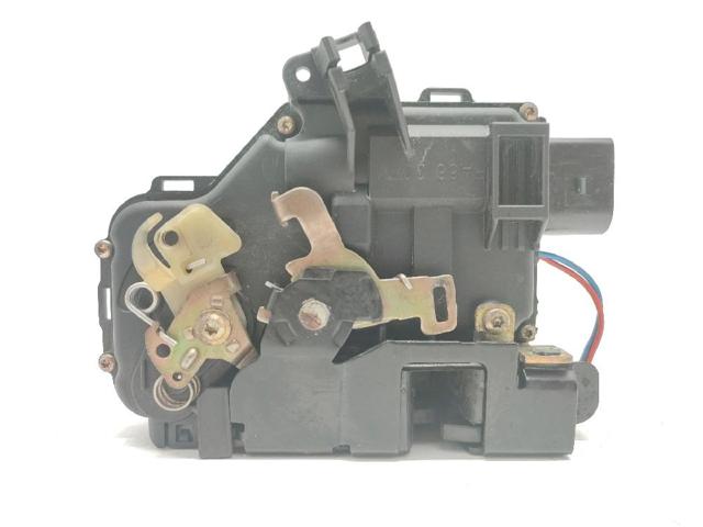 401837015 VAG Cerradura  en stock Huelva