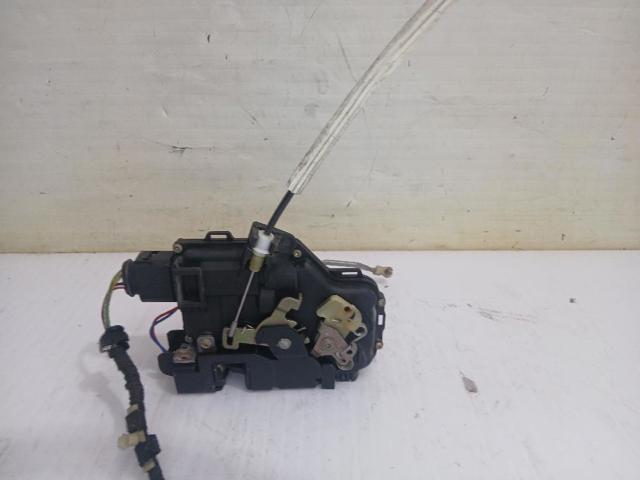 401837016 VAG Cerradura de puerta delantera derecha comprar Alcalá