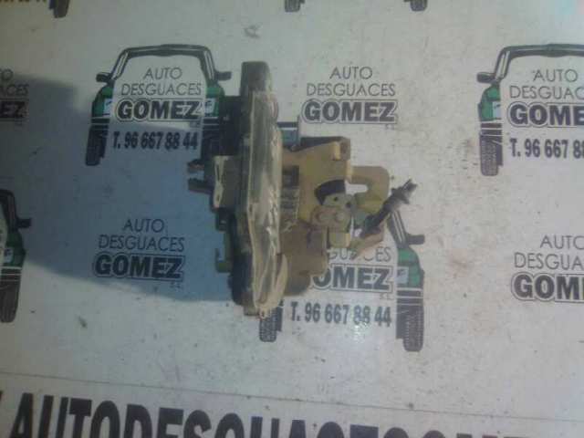 401837016 VAG Cerradura de puerta delantera derecha comprar Alcalá