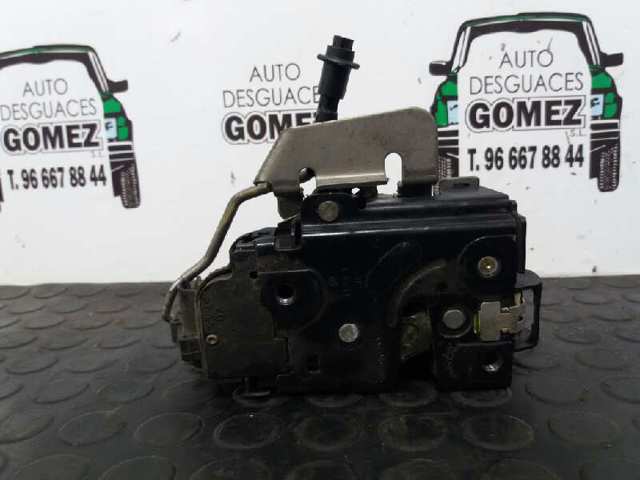 401837016 Cerradura de puerta delantera derecha  disponible Málaga