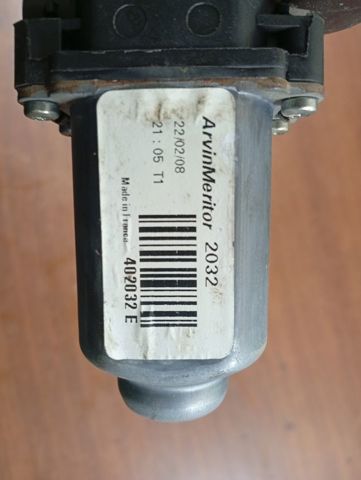 402032E Nissan/Infiniti