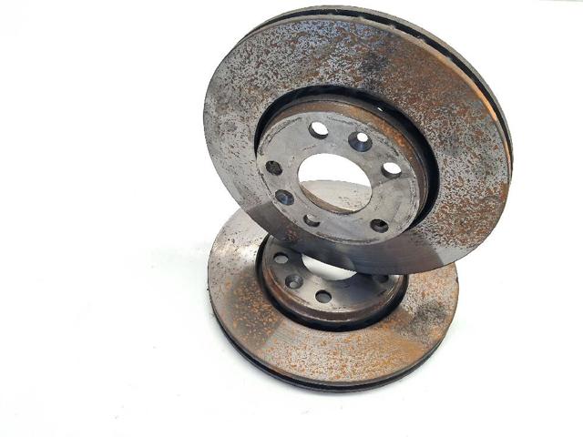 402067902R Renault (RVI)
