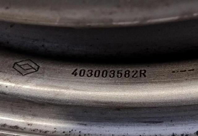 RENAULT 403003582R Rin de acero estampado  comprar en Albacete