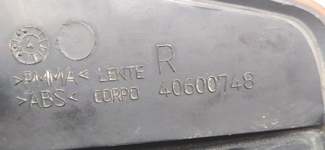 40600748 Piloto trasero derecho  comprar en Pontevedra